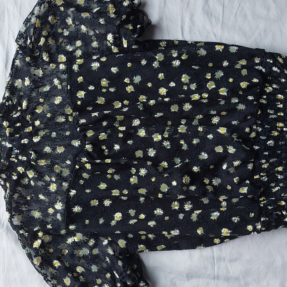 EYESHADOW daisy black lacy heart top, XL